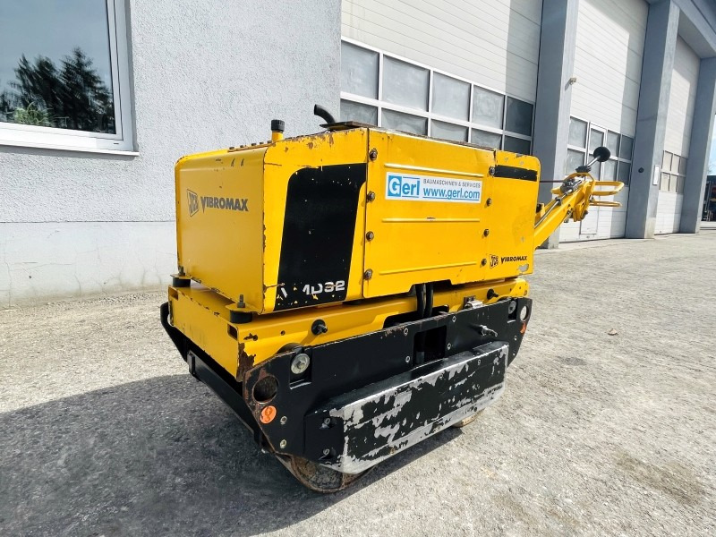 JCB Vibromax Duplex VMD 62 (1244) - Mini asfalt silindiri: fotoğraf 4 JCB Vibromax Duplex VMD 62 (1244) - Mini asfalt silindiri: fotoğraf 4