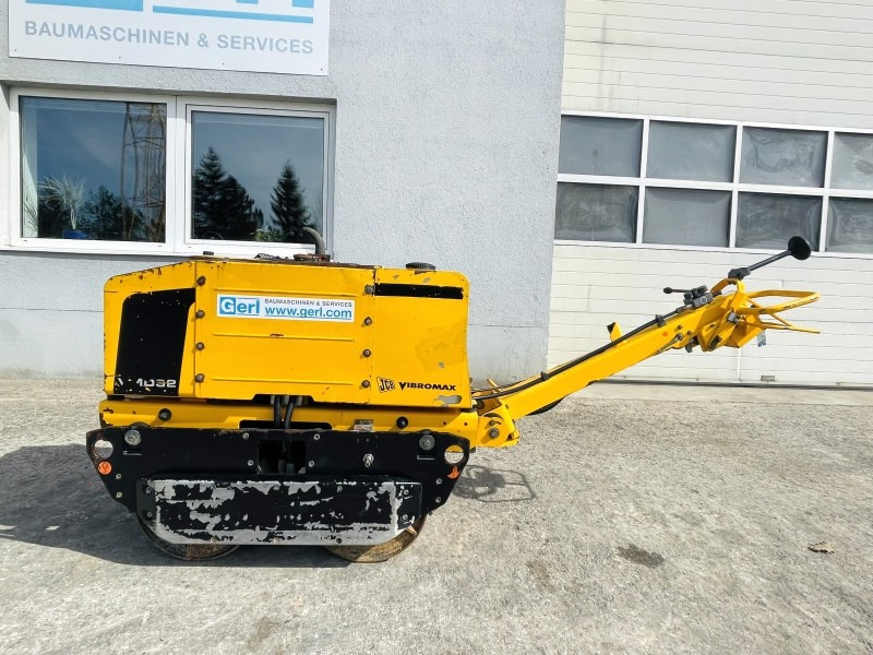 JCB Vibromax Duplex VMD 62 (1244) - Mini asfalt silindiri: fotoğraf 2 JCB Vibromax Duplex VMD 62 (1244) - Mini asfalt silindiri: fotoğraf 2