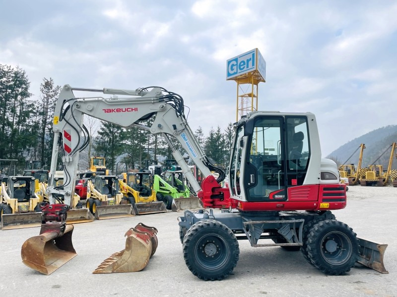 Takeuchi TB295W (3750) - Tekerlekli ekskavatör: fotoğraf 1 Takeuchi TB295W (3750) - Tekerlekli ekskavatör: fotoğraf 1