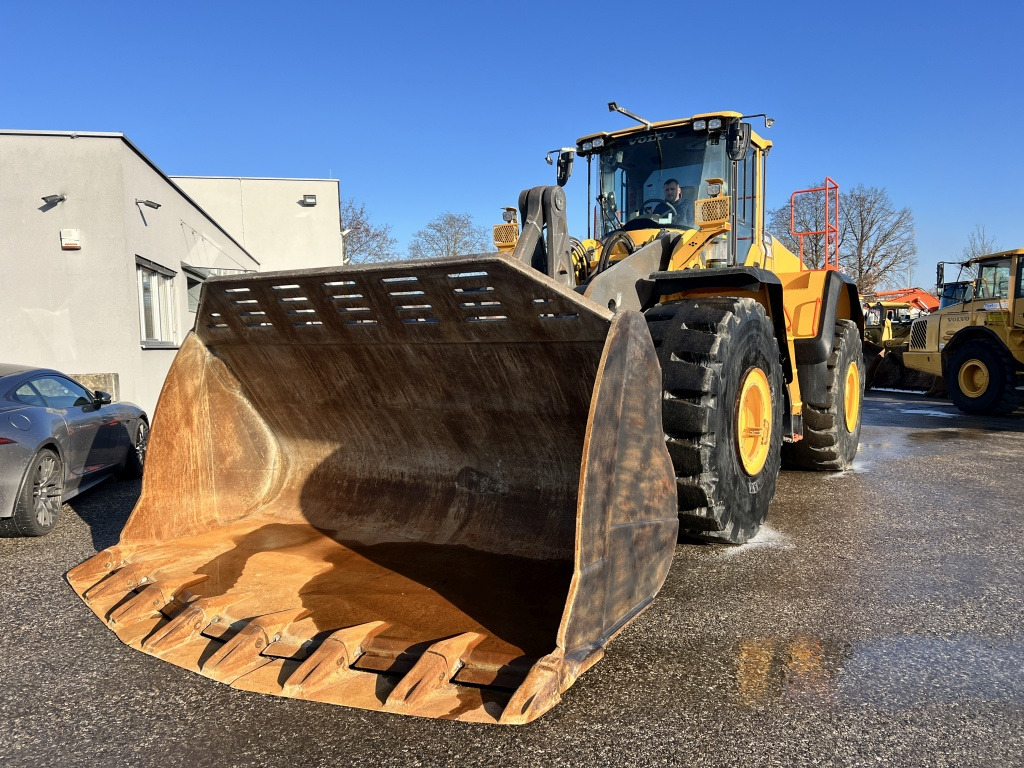 Volvo L 220 H (111448) - Tekerlekli yükleyici: fotoğraf 3 Volvo L 220 H (111448) - Tekerlekli yükleyici: fotoğraf 3