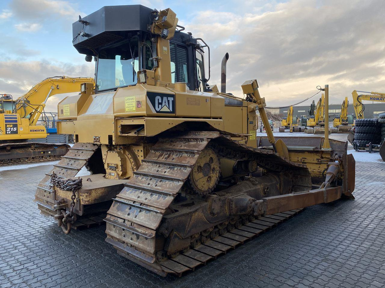 Caterpillar D6T LGP - Buldozer: fotoğraf 4 Caterpillar D6T LGP - Buldozer: fotoğraf 4
