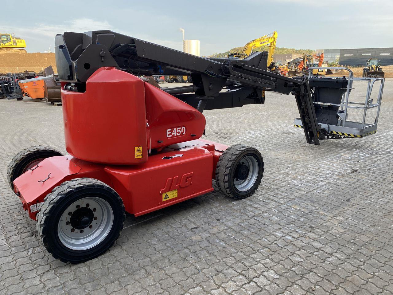 JLG E450AJ - Eklemli platform: fotoğraf 4 JLG E450AJ - Eklemli platform: fotoğraf 4