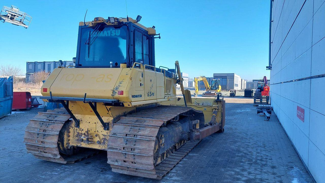 Komatsu D65PX-18 - Buldozer: fotoğraf 4 Komatsu D65PX-18 - Buldozer: fotoğraf 4