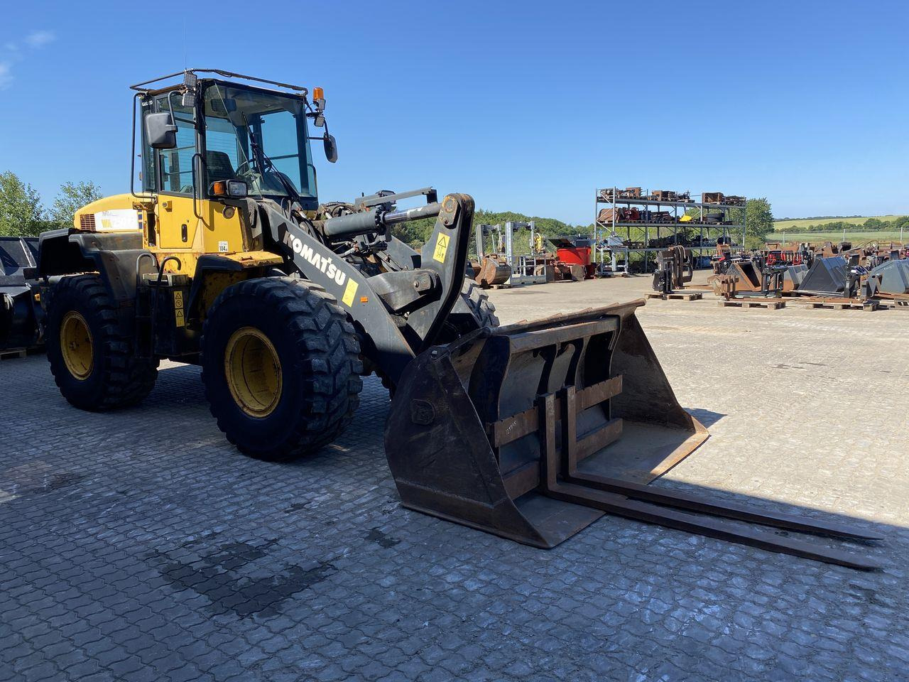 Komatsu WA250PZ-5 - Tekerlekli yükleyici: fotoğraf 5 Komatsu WA250PZ-5 - Tekerlekli yükleyici: fotoğraf 5