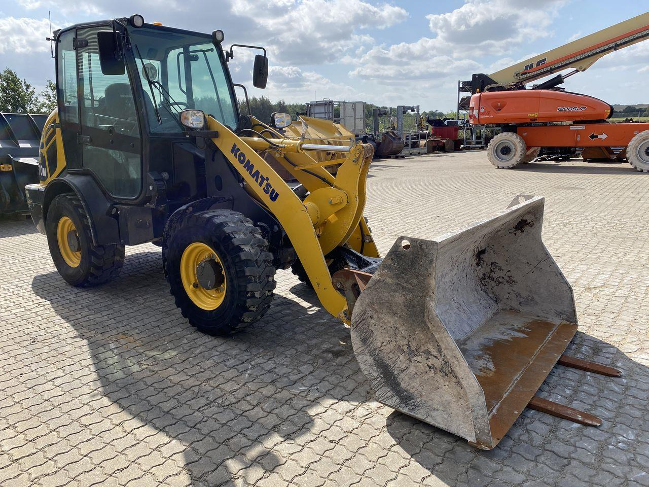 Komatsu WA70M-8EO - Belden kırmalı yükleyici: fotoğraf 5 Komatsu WA70M-8EO - Belden kırmalı yükleyici: fotoğraf 5
