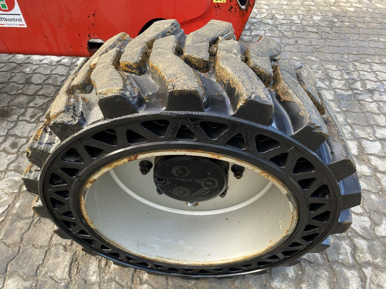 Manitou 160ATJ RC - Eklemli platform: fotoğraf 5 Manitou 160ATJ RC - Eklemli platform: fotoğraf 5