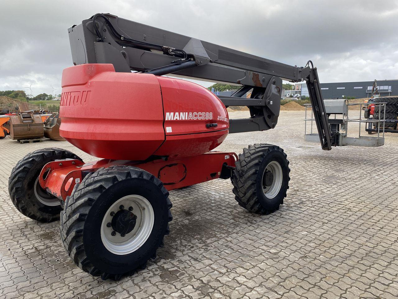 Manitou 200ATJ RC - Eklemli platform: fotoğraf 4 Manitou 200ATJ RC - Eklemli platform: fotoğraf 4