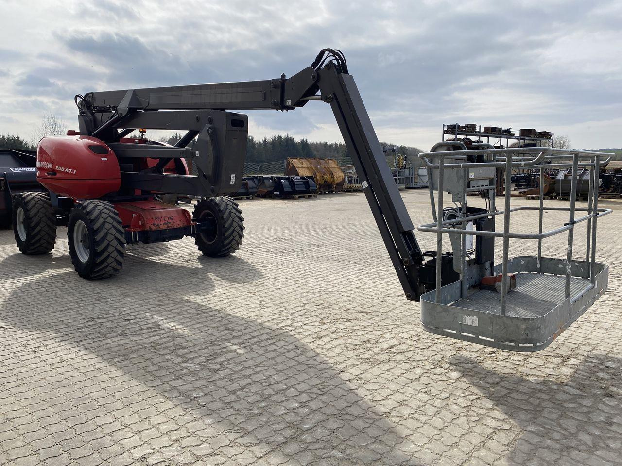 Manitou 200ATJ RC - Eklemli platform: fotoğraf 5 Manitou 200ATJ RC - Eklemli platform: fotoğraf 5