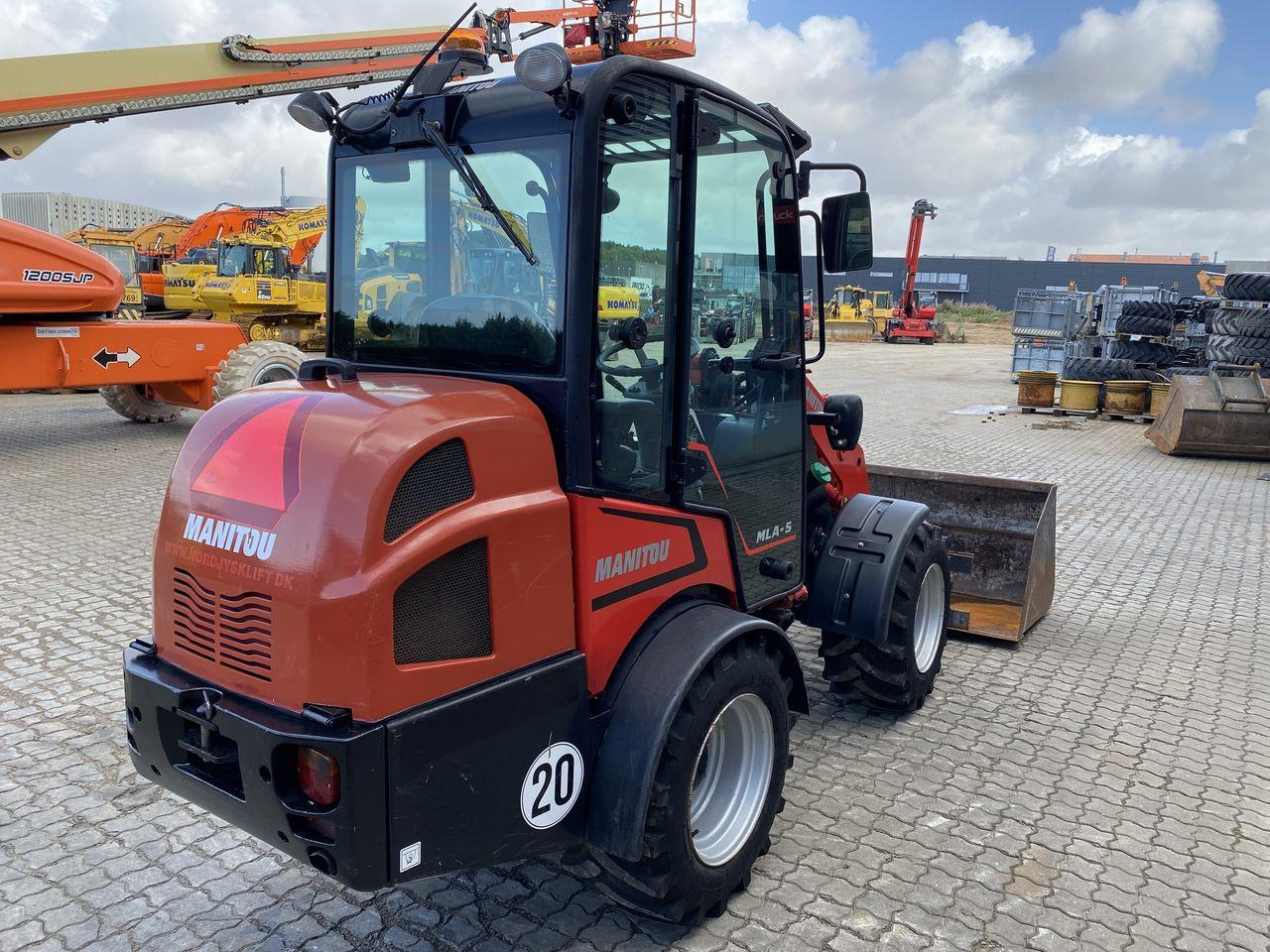 Manitou MLA 5-50H-Z CAB - Belden kırmalı yükleyici: fotoğraf 4 Manitou MLA 5-50H-Z CAB - Belden kırmalı yükleyici: fotoğraf 4