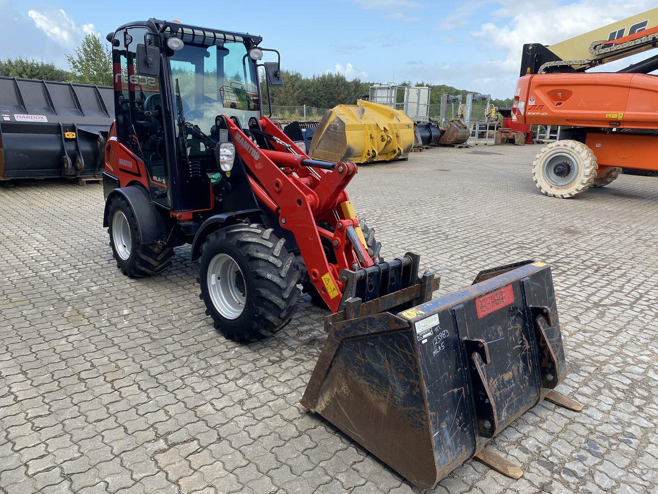 Manitou MLA 5-50H-Z CAB - Belden kırmalı yükleyici: fotoğraf 5 Manitou MLA 5-50H-Z CAB - Belden kırmalı yükleyici: fotoğraf 5