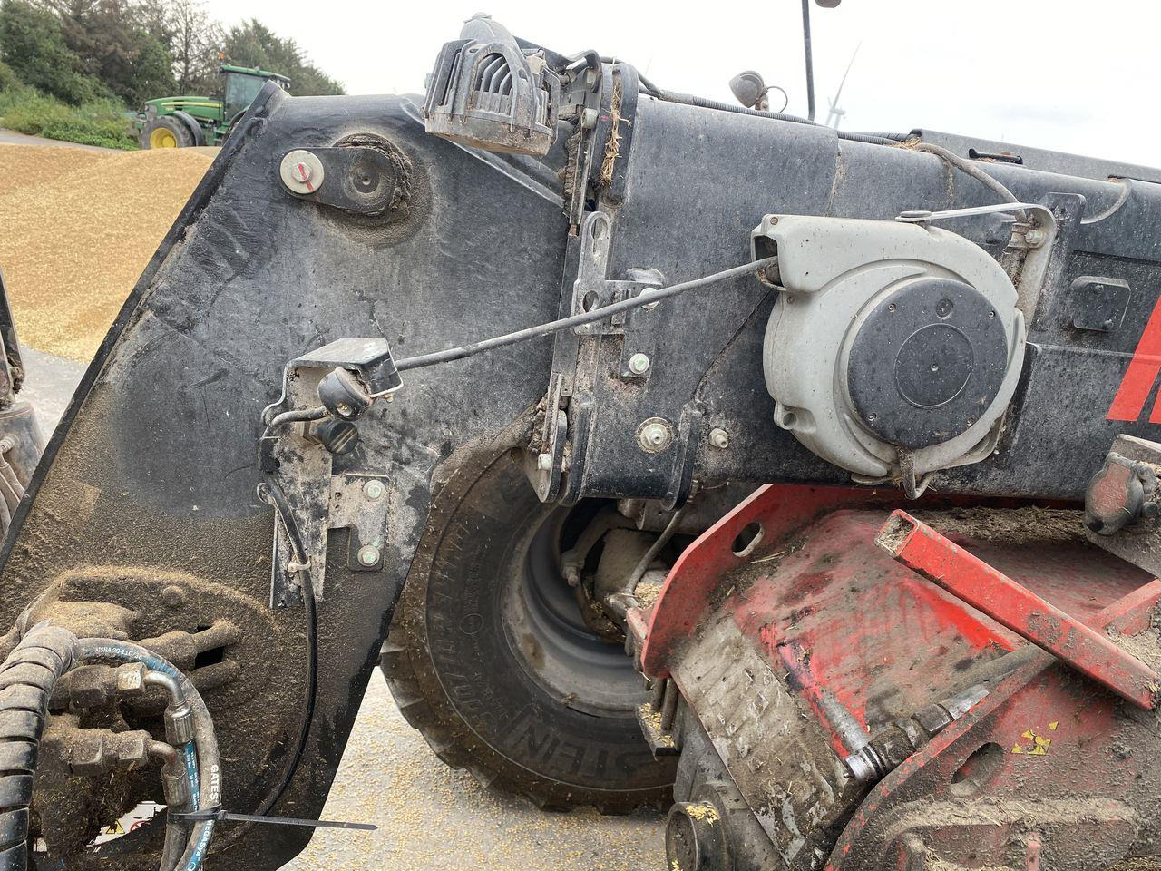 Manitou MLT841-145PS+ ELITE ST5 - Teleskopik yükleyici: fotoğraf 5 Manitou MLT841-145PS+ ELITE ST5 - Teleskopik yükleyici: fotoğraf 5