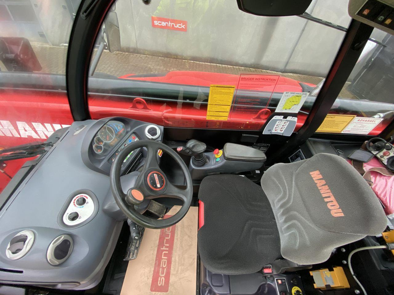 Manitou MT1440A - Teleskopik yükleyici: fotoğraf 3 Manitou MT1440A - Teleskopik yükleyici: fotoğraf 3