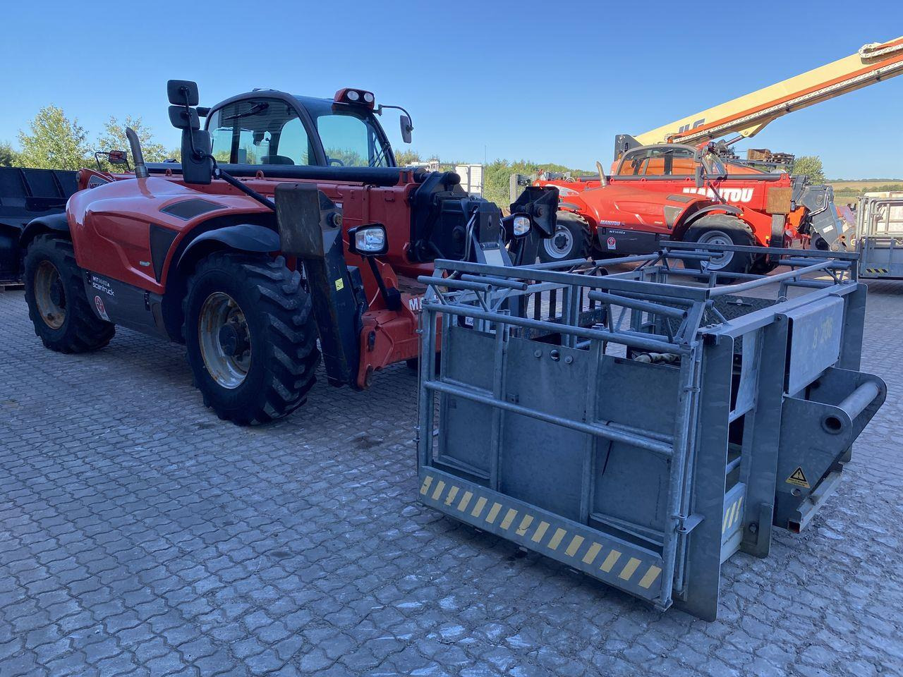 Manitou MT1440A ST3B - Teleskopik yükleyici: fotoğraf 5 Manitou MT1440A ST3B - Teleskopik yükleyici: fotoğraf 5