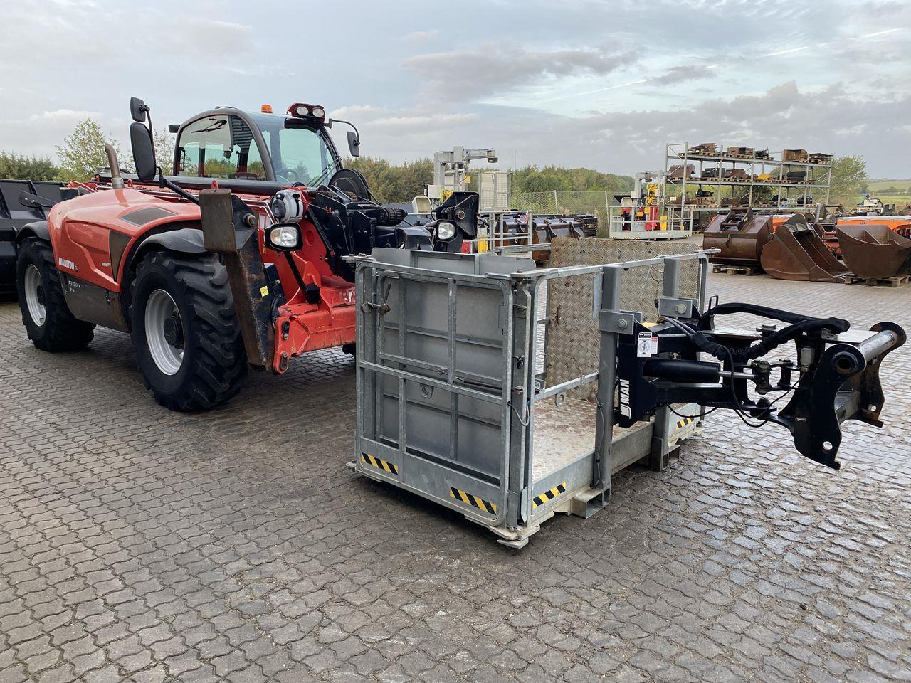 Manitou MT1840A ST3B - Teleskopik yükleyici: fotoğraf 5 Manitou MT1840A ST3B - Teleskopik yükleyici: fotoğraf 5