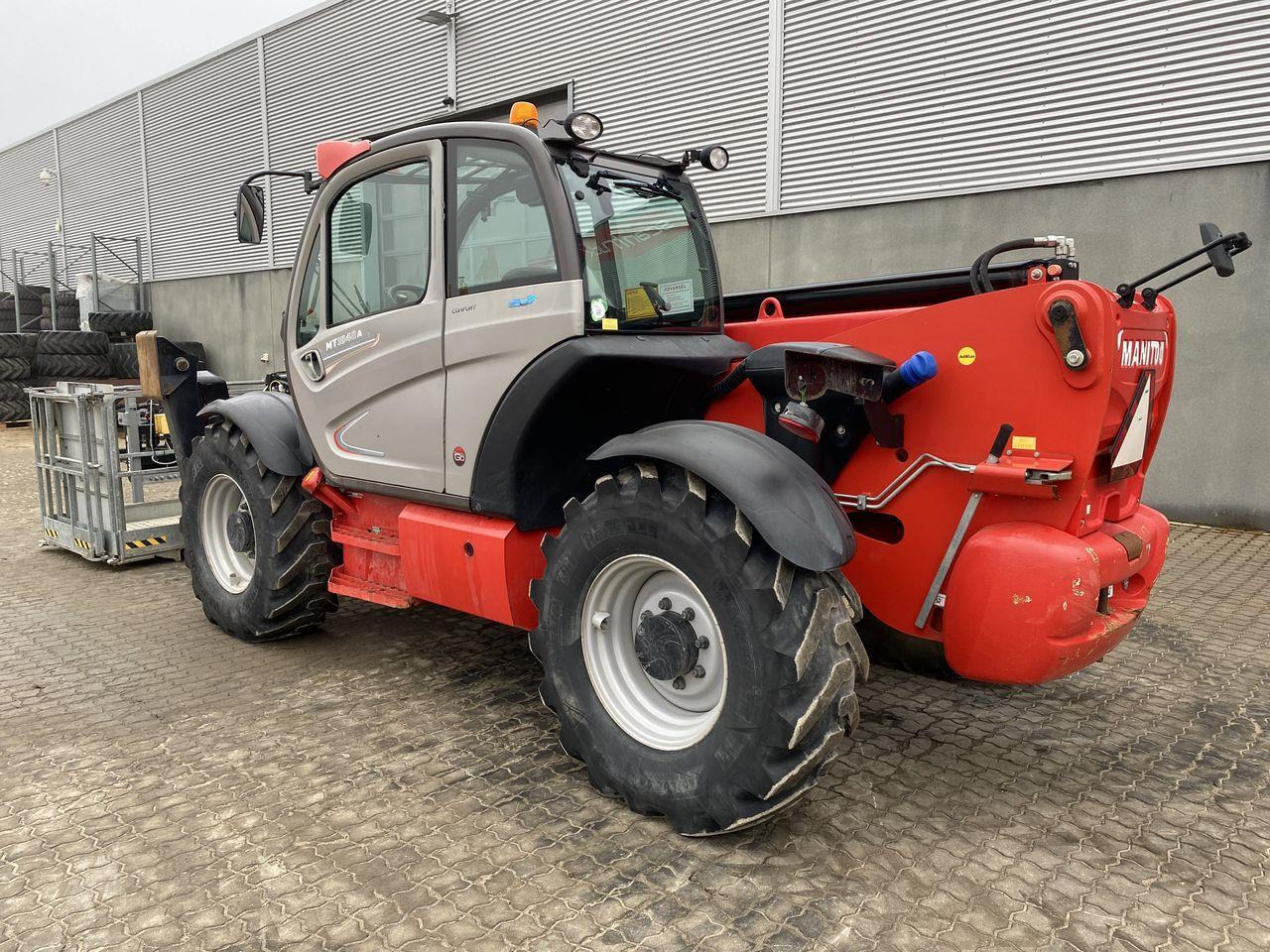 Manitou MT1840A ST4 - Teleskopik yükleyici: fotoğraf 2 Manitou MT1840A ST4 - Teleskopik yükleyici: fotoğraf 2
