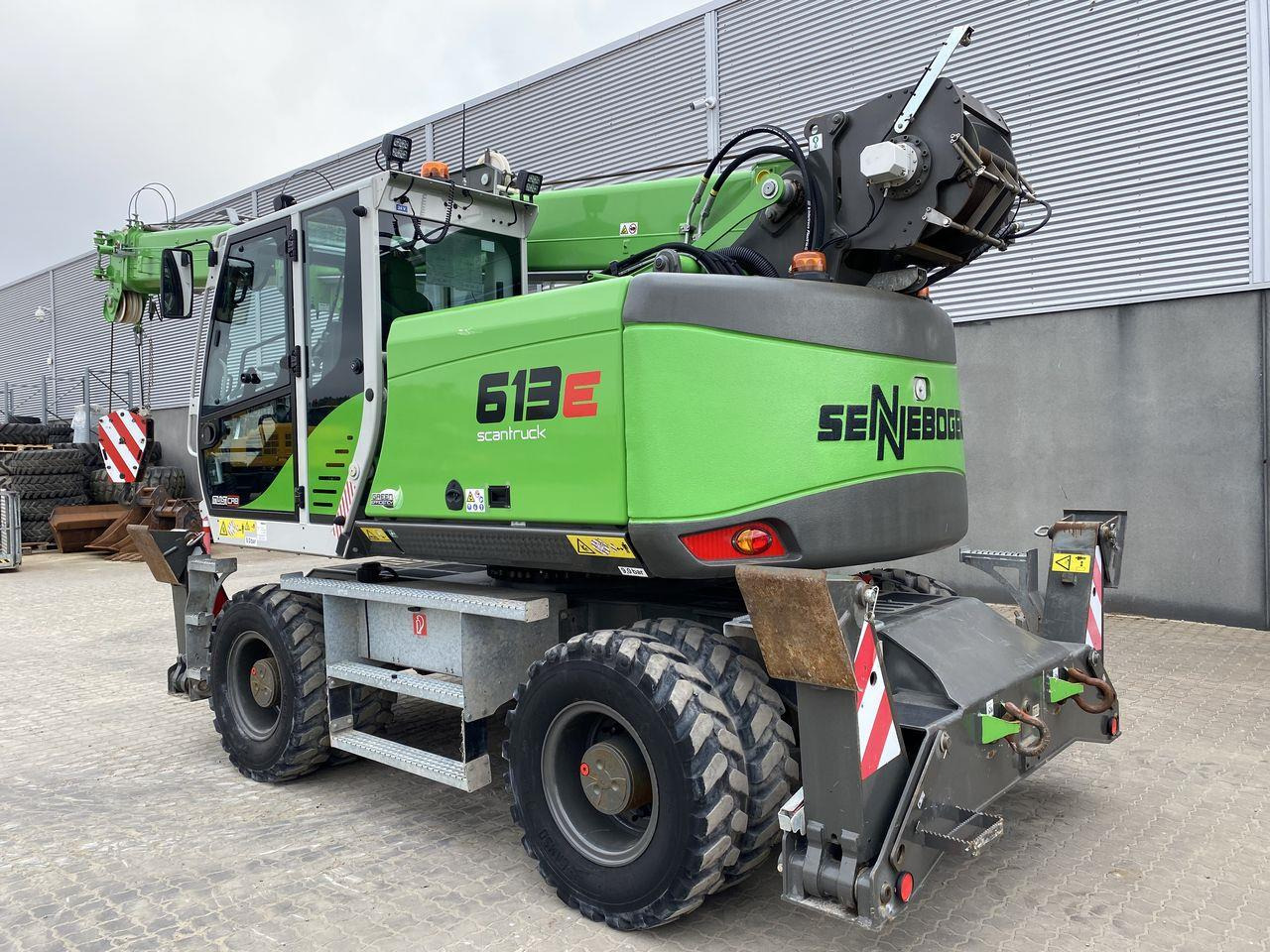 SENNEBOGEN 613E-M - Elleçleme makinesi: fotoğraf 2 SENNEBOGEN 613E-M - Elleçleme makinesi: fotoğraf 2