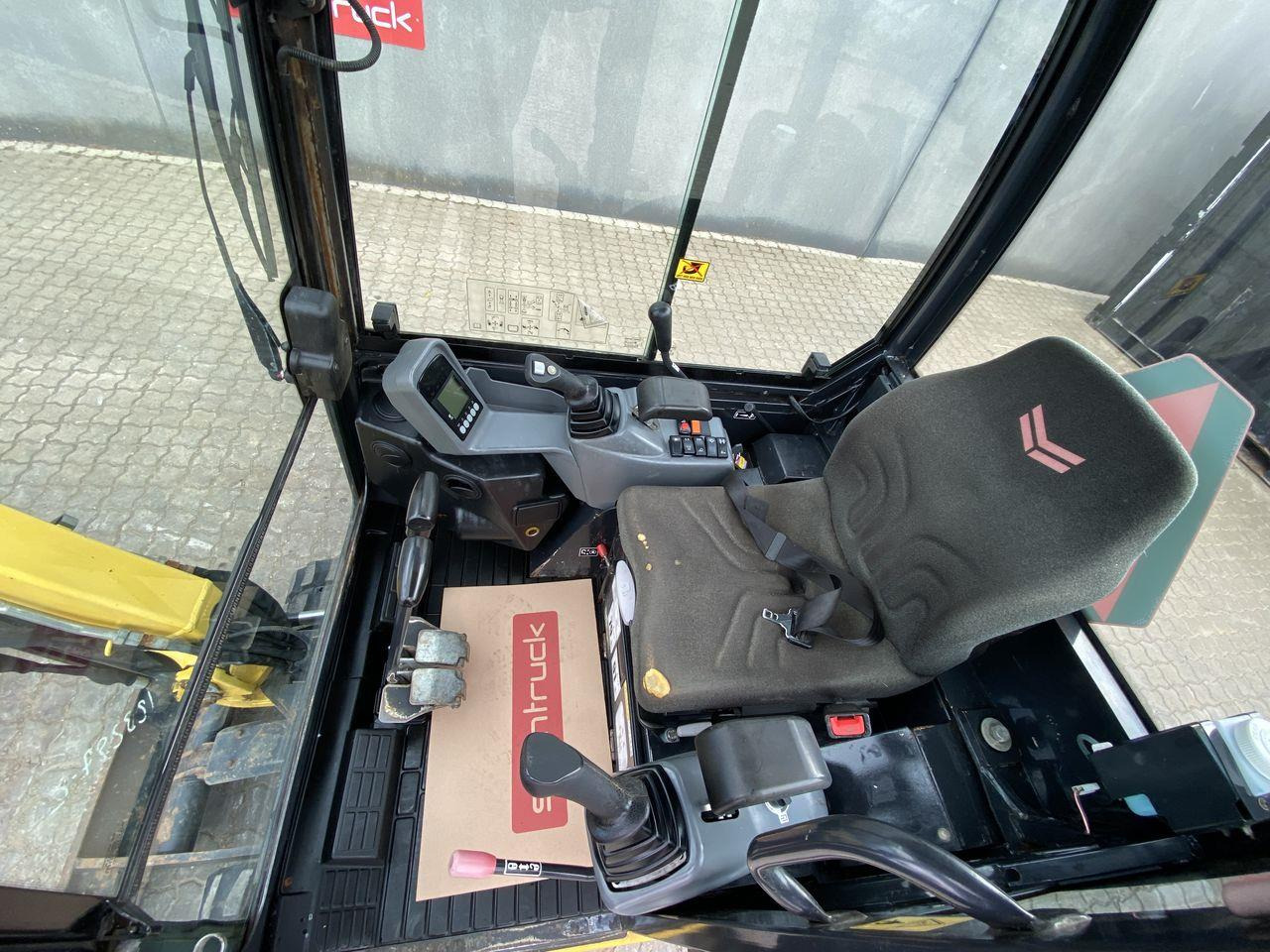 Yanmar SV18 - Mini ekskavatör: fotoğraf 3 Yanmar SV18 - Mini ekskavatör: fotoğraf 3