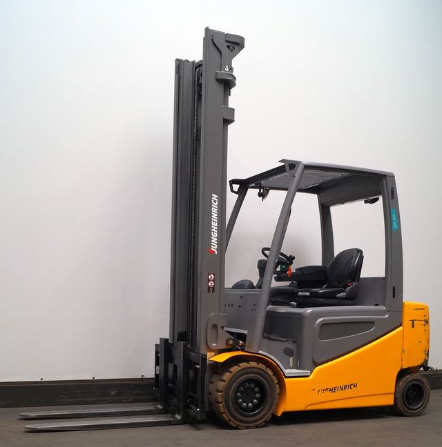 Jungheinrich EFG430 - Elektrikli forklift: fotoğraf 1 Jungheinrich EFG430 - Elektrikli forklift: fotoğraf 1