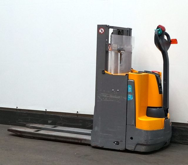 Jungheinrich EJD118 - Istif makinası: fotoğraf 2 Jungheinrich EJD118 - Istif makinası: fotoğraf 2