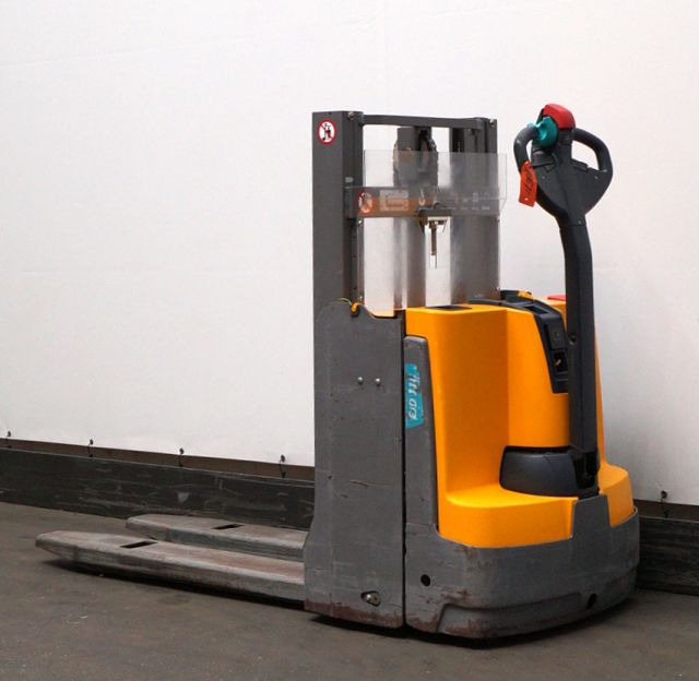 Jungheinrich EJD118 - Istif makinası: fotoğraf 2 Jungheinrich EJD118 - Istif makinası: fotoğraf 2