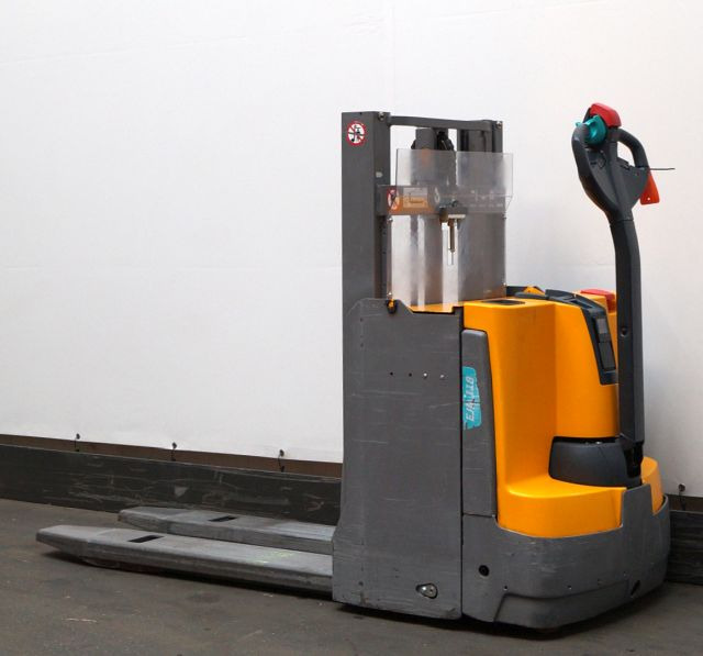 Jungheinrich EJD118 - Istif makinası: fotoğraf 2 Jungheinrich EJD118 - Istif makinası: fotoğraf 2