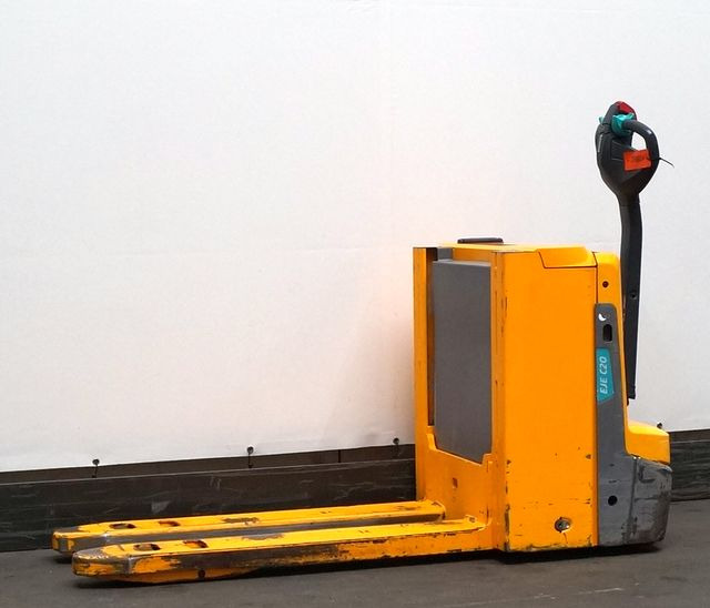 Jungheinrich EJE C20 - Kullanılan transpalet: fotoğraf 1 Jungheinrich EJE C20 - Kullanılan transpalet: fotoğraf 1