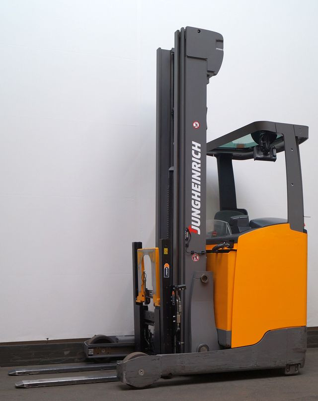 Jungheinrich ETV216 - Reach truck: fotoğraf 2 Jungheinrich ETV216 - Reach truck: fotoğraf 2