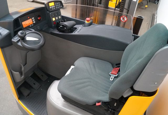 Jungheinrich ETV216 - Reach truck: fotoğraf 4 Jungheinrich ETV216 - Reach truck: fotoğraf 4