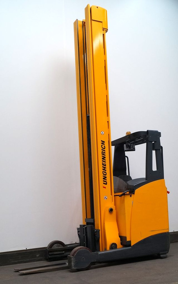 Jungheinrich ETV320 - Reach truck: fotoğraf 2 Jungheinrich ETV320 - Reach truck: fotoğraf 2