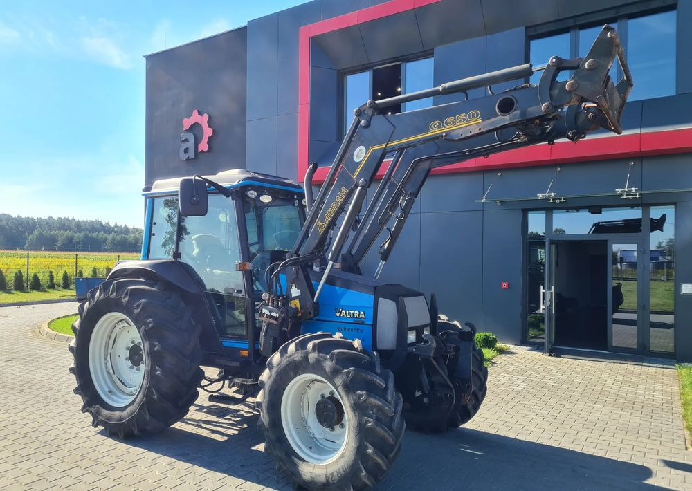 Valtra A95 - Traktör: fotoğraf 2 Valtra A95 - Traktör: fotoğraf 2