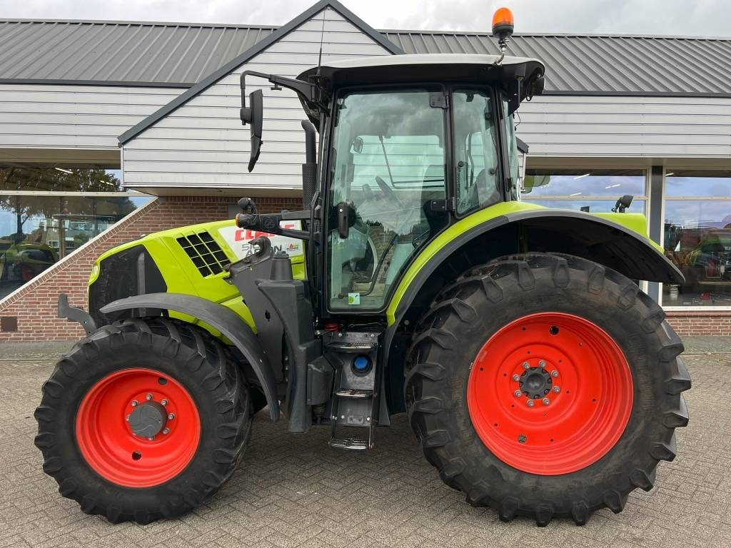 Claas Arion 510 Cis - Traktör: fotoğraf 2 Claas Arion 510 Cis - Traktör: fotoğraf 2