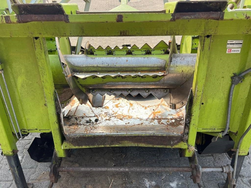 Claas RU 450 - Silaj makinesi: fotoğraf 4 Claas RU 450 - Silaj makinesi: fotoğraf 4
