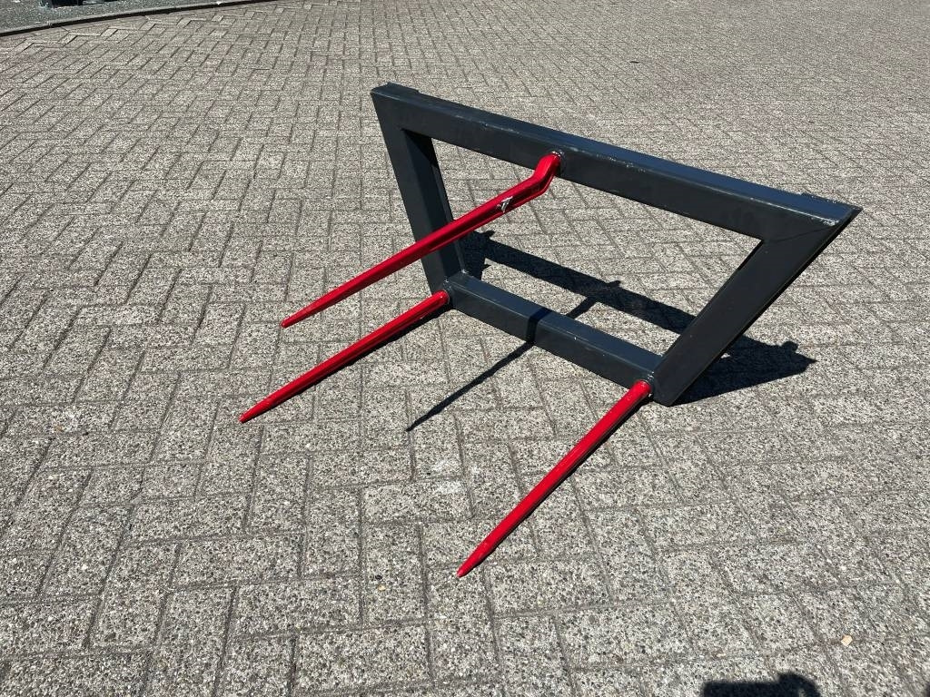 Inter-Tech balen / stro prikker - Çatalları - Tarım araçları: fotoğraf 1 Inter-Tech balen / stro prikker - Çatalları - Tarım araçları: fotoğraf 1
