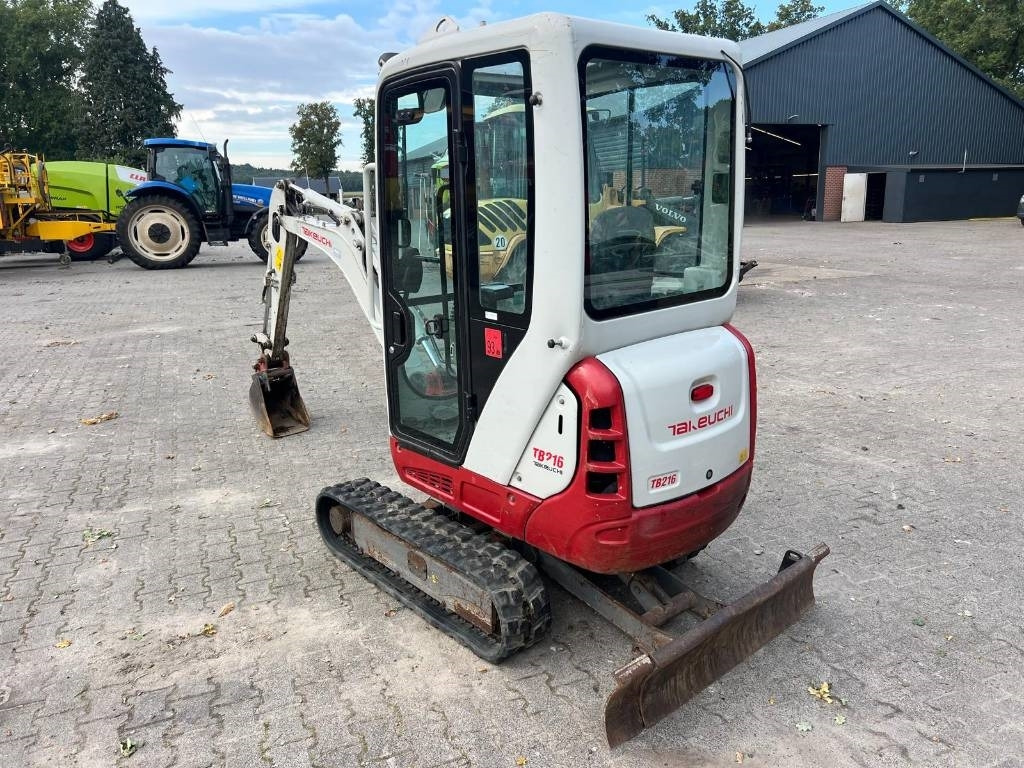 Takeuchi TB 216 - Mini ekskavatör: fotoğraf 3 Takeuchi TB 216 - Mini ekskavatör: fotoğraf 3