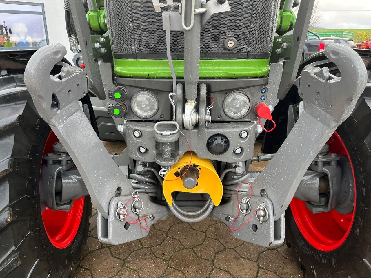 Fendt 209 Vario ProfiPlus - Traktör: fotoğraf 4 Fendt 209 Vario ProfiPlus - Traktör: fotoğraf 4
