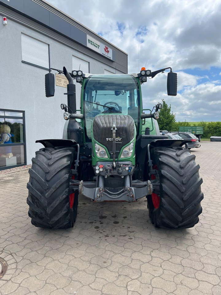 Fendt 718 Vario SCR - Traktör: fotoğraf 3 Fendt 718 Vario SCR - Traktör: fotoğraf 3