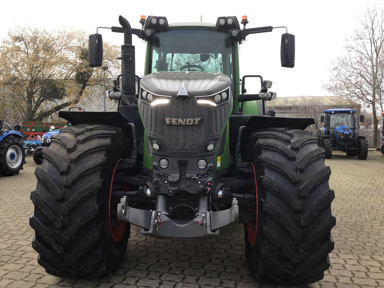 Fendt 936 Vario Gen7 - Traktör: fotoğraf 2 Fendt 936 Vario Gen7 - Traktör: fotoğraf 2