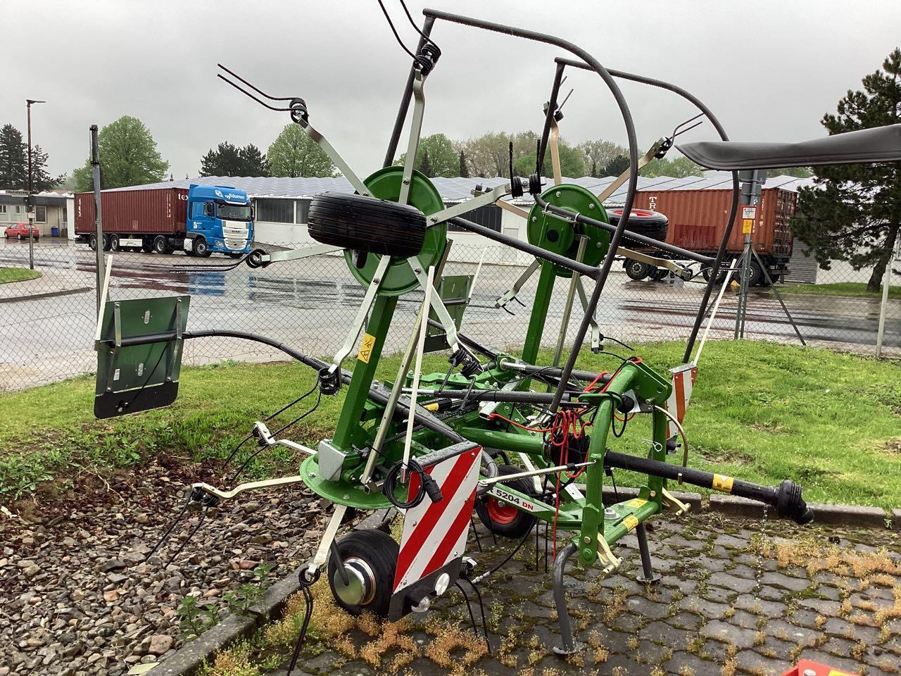 Fendt Twister 5204 DN - Ot toplama tırmığı: fotoğraf 2 Fendt Twister 5204 DN - Ot toplama tırmığı: fotoğraf 2