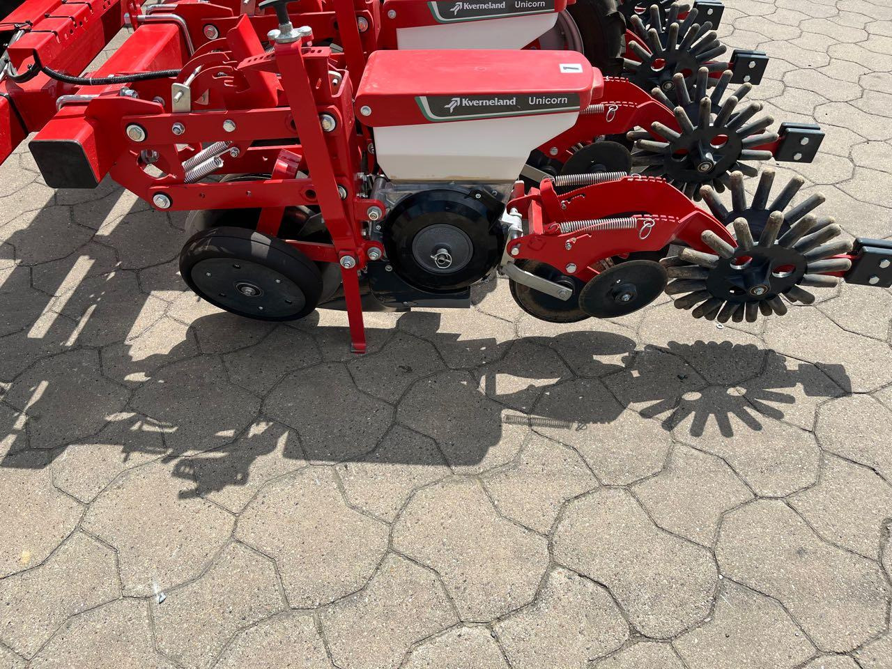 Kverneland Unicorn SD e-drive - Hassas ekim makinesi: fotoğraf 3 Kverneland Unicorn SD e-drive - Hassas ekim makinesi: fotoğraf 3