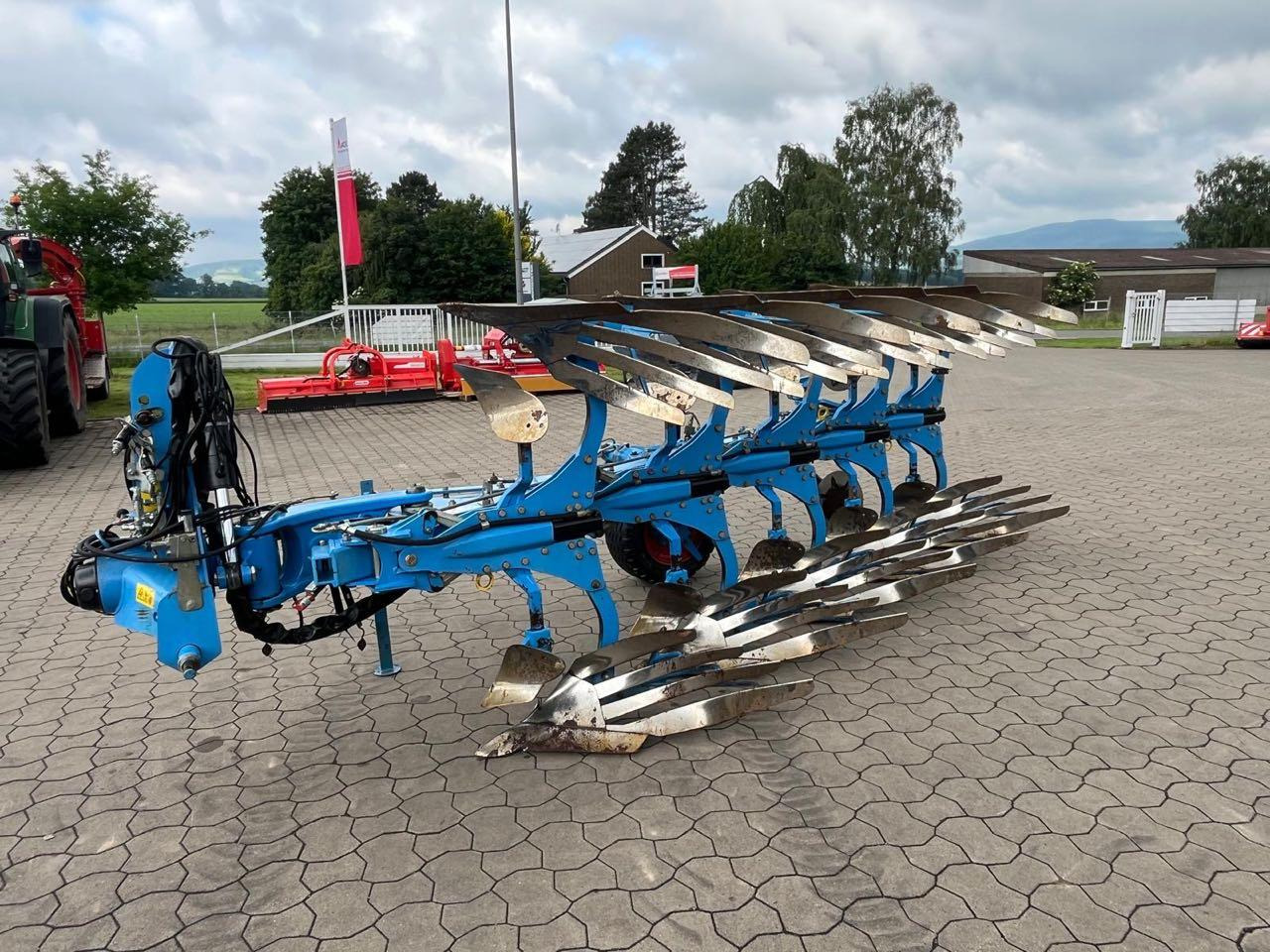 Lemken Juwel 8 V T 5 L 90 TurnControl - Pulluk: fotoğraf 1 Lemken Juwel 8 V T 5 L 90 TurnControl - Pulluk: fotoğraf 1