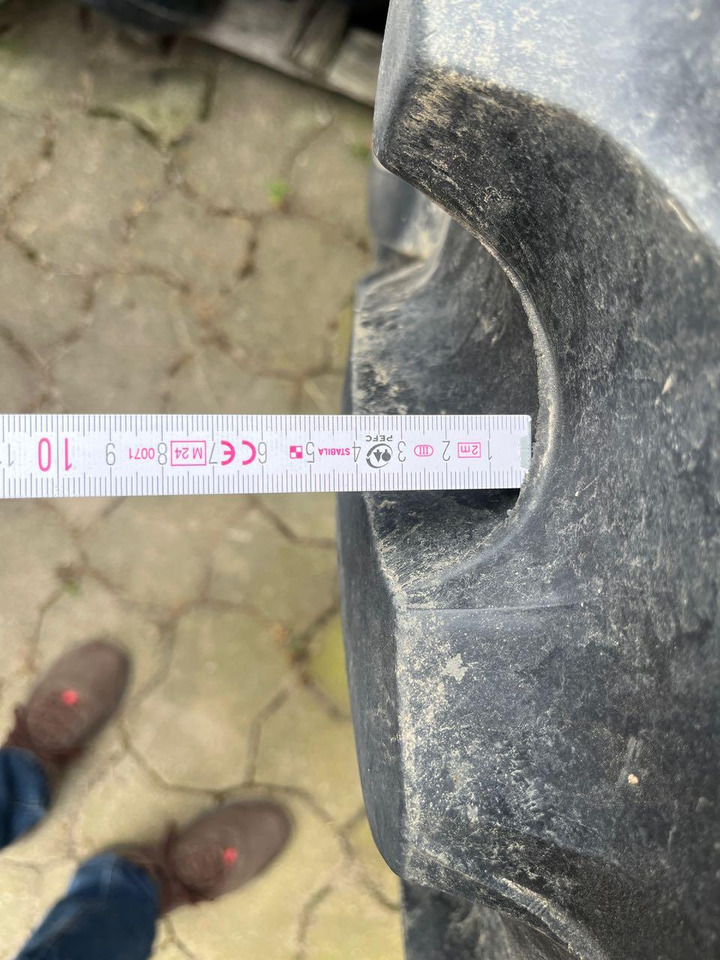 Trelleborg TM 700 - Lastik: fotoğraf 4 Trelleborg TM 700 - Lastik: fotoğraf 4