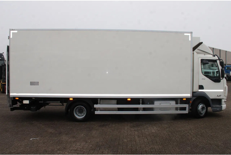 DAF LF 210 + EURO 6 + LIFT - Refrijeratör kamyon: fotoğraf 2 DAF LF 210 + EURO 6 + LIFT - Refrijeratör kamyon: fotoğraf 2