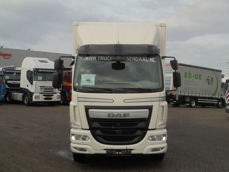 DAF LF 220 + Euro 6 + Dhollandia Lift+16 tons + Discounted from 31.950,- - Kapalı kasa kamyon: fotoğraf 2 DAF LF 220 + Euro 6 + Dhollandia Lift+16 tons + Discounted from 31.950,- - Kapalı kasa kamyon: fotoğraf 2