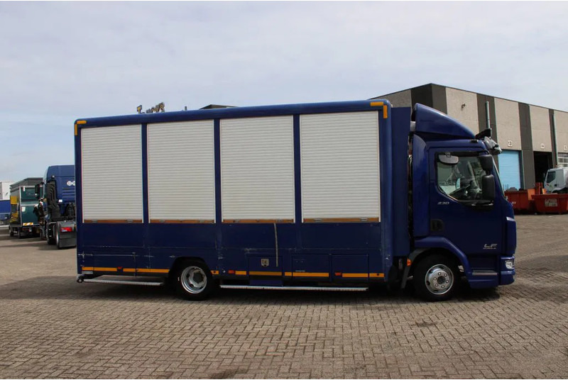 DAF LF 230 + EURO 6 - Hayvan nakil aracı kamyon: fotoğraf 4 DAF LF 230 + EURO 6 - Hayvan nakil aracı kamyon: fotoğraf 4