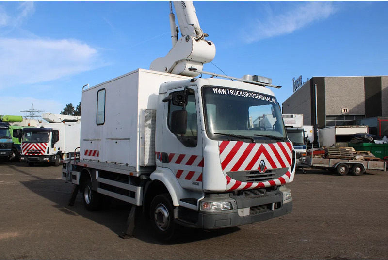 Renault Midlum 220 + manual + 16 meter - Kamyon: fotoğraf 5 Renault Midlum 220 + manual + 16 meter - Kamyon: fotoğraf 5