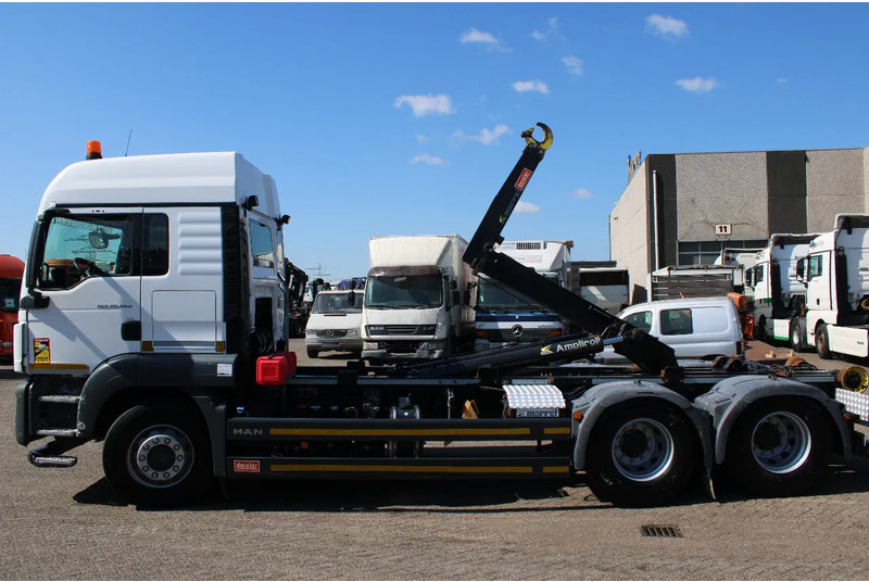 MAN TGS 28.460 + 6X2 + HOOKSYSTEM 20TONS + EURO 6 - Kancalı yükleyici kamyon: fotoğraf 2 MAN TGS 28.460 + 6X2 + HOOKSYSTEM 20TONS + EURO 6 - Kancalı yükleyici kamyon: fotoğraf 2