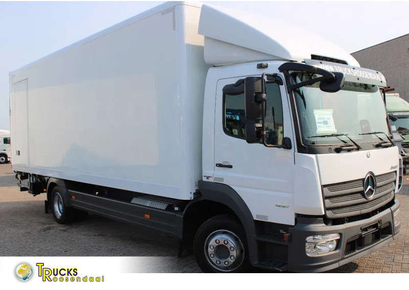 Mercedes-Benz Atego 1221 + EURO 6 + LIFT + 12t - Kapalı kasa kamyon: fotoğraf 1 Mercedes-Benz Atego 1221 + EURO 6 + LIFT + 12t - Kapalı kasa kamyon: fotoğraf 1