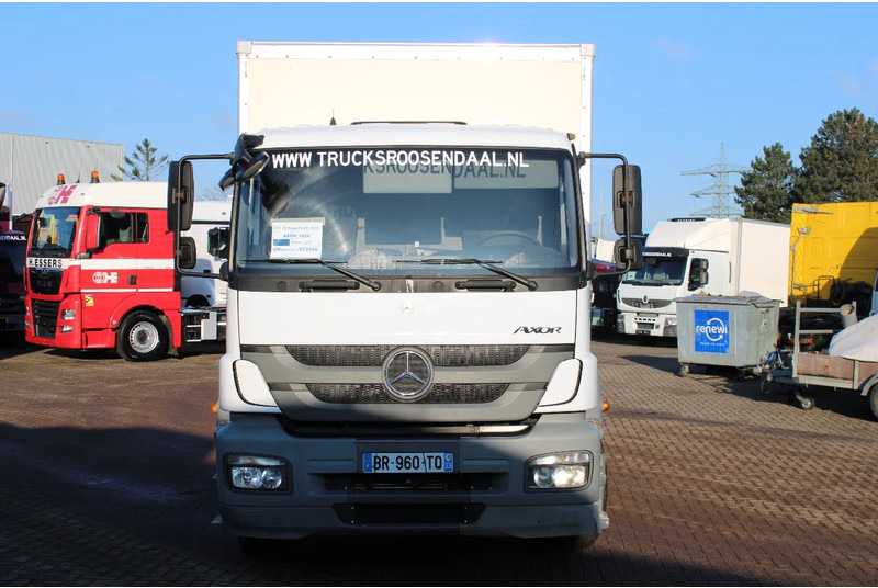 Mercedes-Benz Axor 1824 + EURO 5 - Kapalı kasa kamyon: fotoğraf 2 Mercedes-Benz Axor 1824 + EURO 5 - Kapalı kasa kamyon: fotoğraf 2