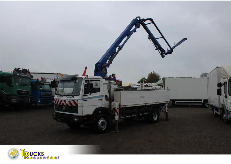 Mercedes-Benz Ecoliner 1320 + 15 meter pomp concrete + manual + EURO 0 - Mobil beton pompası: fotoğraf 1 Mercedes-Benz Ecoliner 1320 + 15 meter pomp concrete + manual + EURO 0 - Mobil beton pompası: fotoğraf 1