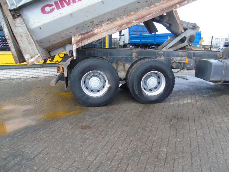 Renault Kerax 420 DCI + MANUAL + SPRING + 6X4 + PERFECT - Damperli kamyon: fotoğraf 3 Renault Kerax 420 DCI + MANUAL + SPRING + 6X4 + PERFECT - Damperli kamyon: fotoğraf 3